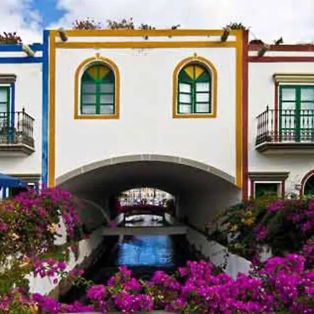 Blue 335 By Casas Cocodrilo *